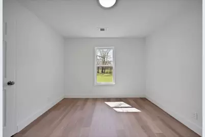 3005 Maple Avenue, Greenville, TX 75402 - Photo 17