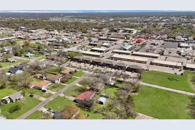 3005 Maple Avenue, Greenville, TX 75402 - Photo 37