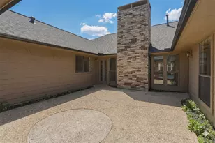 2226 Diamond Oaks Dr, Garland, TX 75044 - Photo 25