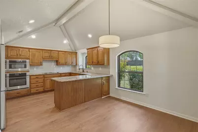 2226 Diamond Oaks Drive, Garland, TX 75044 - Photo 7