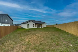 592 Highview Ct, Godley, TX 76044 - Photo 23