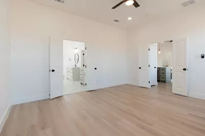 592 Highview Court, Godley, TX 76044 - Photo 9