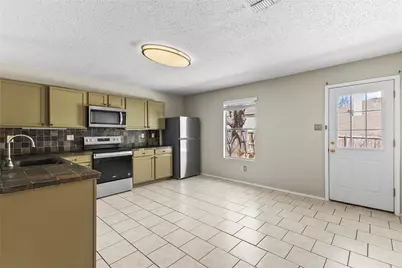 2520 Lake Meadow Drive, McKinney, TX 75071 - Photo 13