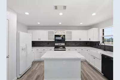 2459 Silverado Trail, Grand Prairie, TX 75052 - Photo 13