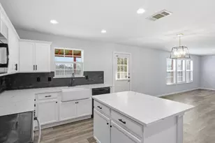 2459 Silverado Trail, Grand Prairie, TX 75052 - Photo 17