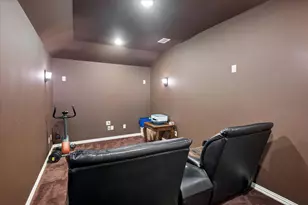 7327 Clementine Dr, Irving, TX 75063 - Photo 17