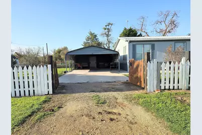 813 W 12th Street, Cameron, TX 76520 - Photo 31