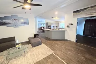 813 W 12th St, Cameron, TX 76520 - Photo 13