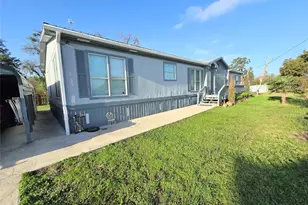 813 W 12th St, Cameron, TX 76520 - Photo 29