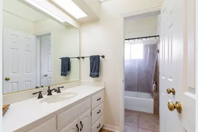 910 Kings Court, Duncanville, TX 75137 - Photo 21