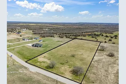 160 Rolling Hills Boulevard, Alvord, TX 76225 - Photo 1