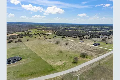160 Rolling Hills Boulevard, Alvord, TX 76225 - Photo 5