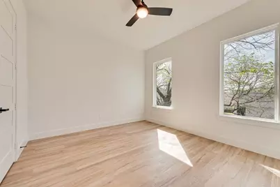920 Duluth, Dallas, TX 75212 - Photo 9