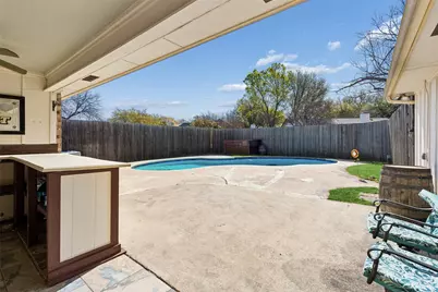 810 Meadowgate Drive, Garland, TX 75040 - Photo 25