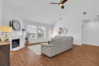 4135 Amhurst Drive, Highland Village, TX 75077 - Photo 11