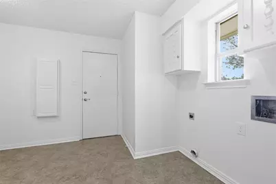 401 Monti Drive, Lewisville, TX 75057 - Photo 9