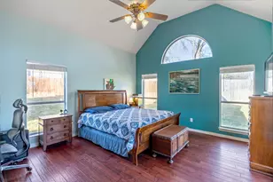 403 Hideaway Ct, Euless, TX 76039 - Photo 13