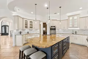 217 Steeplechase Dr, Irving, TX 75062 - Photo 9