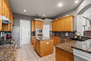 6407 Daisy Dr, Denton, TX 76208 - Photo 11