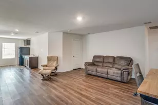 718 Trestle Dr, Princeton, TX 75407 - Photo 5