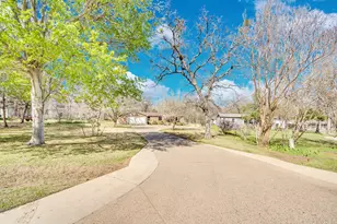 5805 Rendon Estates Rd, Mansfield, TX 76063 - Photo 5