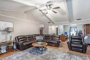 2005 Brentwood St, Gainesville, TX 76240 - Photo 7