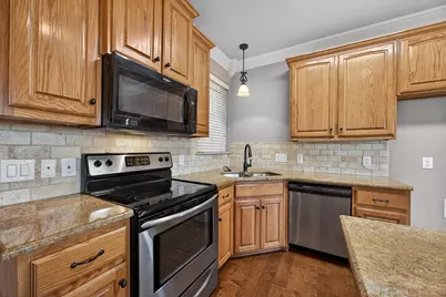 2940 Europa Drive, Grand Prairie, TX 75052 - Photo 7