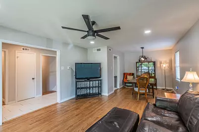 3520 Loganwood Drive, Dallas, TX 75227 - Photo 5