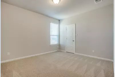 5450 Ridgeway Drive, Haltom City, TX 76137 - Photo 31