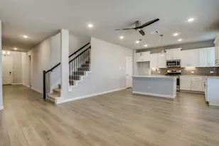 5450 Ridgeway Dr, Haltom City, TX 76137 - Photo 9