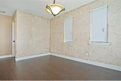 2509 Country Valley Road, Garland, TX 75041 - Photo 5