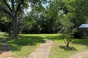 511 W Bonham Ave, Cooper, TX 75432 - Photo 3