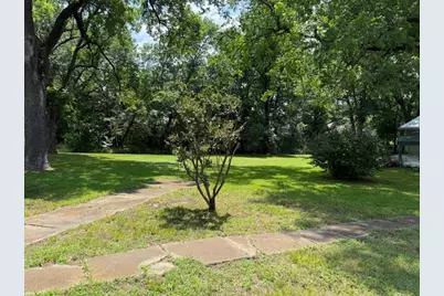511 W Bonham Avenue, Cooper, TX 75432 - Photo 23