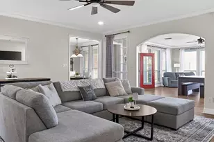 2515 Lakeshore Dr, Cleburne, TX 76033 - Photo 3