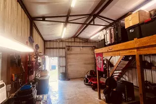 2515 Lakeshore Dr, Cleburne, TX 76033 - Photo 29