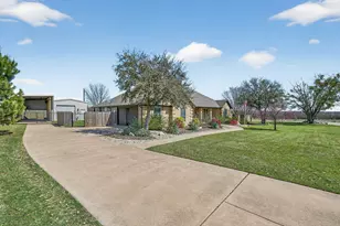 2515 Lakeshore Dr, Cleburne, TX 76033 - Photo 29