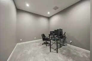 924 Joe Boy Ct, DeSoto, TX 75115 - Photo 29
