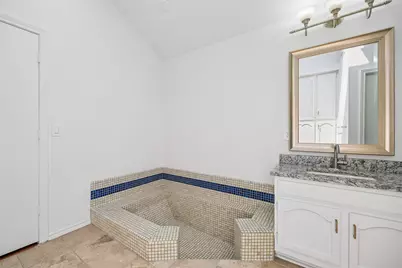 4111 Rosser Square, Dallas, TX 75244 - Photo 19