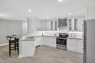 7631 Meadow Rd, Dallas, TX 75230 - Photo 7