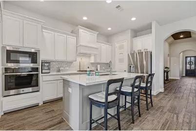 8212 San Bernard Trail, McKinney, TX 75071 - Photo 5