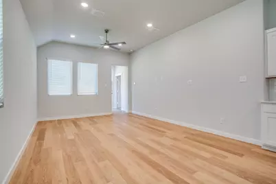 900 Pine Beach Drive, Princeton, TX 75071 - Photo 5