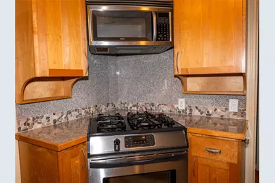 6815 E Grand Avenue, Dallas, TX 75223 - Photo 11