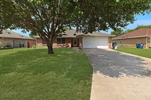 1822 Sharon Dr, Corinth, TX 76210 - Photo 19