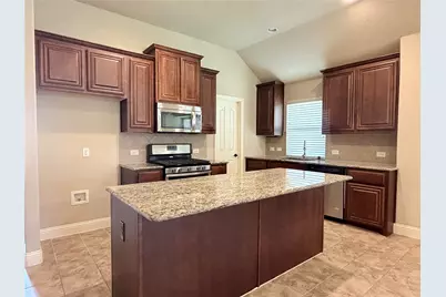 704 Lighthouse Lane, Savannah, TX 76227 - Photo 5