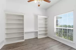 424 Country Ridge Ln, Red Oak, TX 75154 - Photo 17