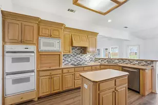 424 Country Ridge Ln, Red Oak, TX 75154 - Photo 21