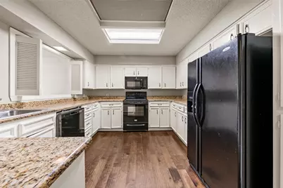 2812 Stewart Drive, Waco, TX 76710 - Photo 5