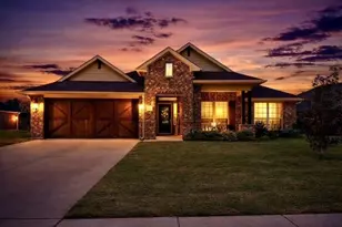 3213 Shoreline Dr, Burleson, TX 76028 - Photo 1