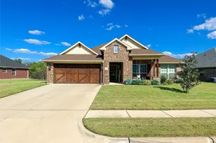 3213 Shoreline Dr, Burleson, TX 76028 - Photo 1