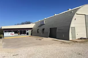 108 W Walcott St, Pilot Point, TX 76258 - Photo 1